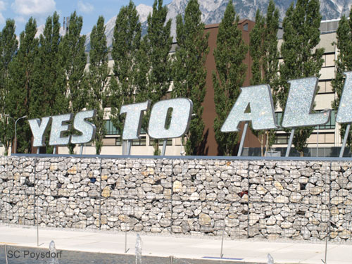 P8174995